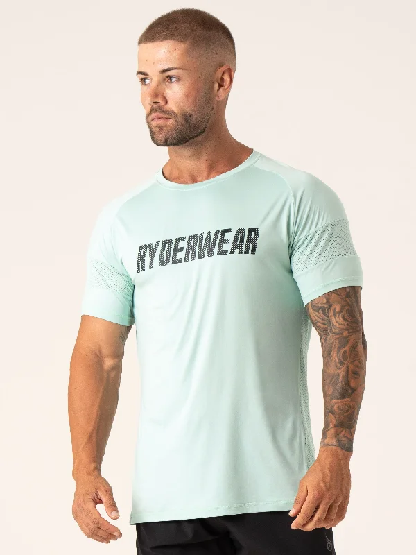 graphic tees for men -Flex Mesh T-Shirt - Aqua