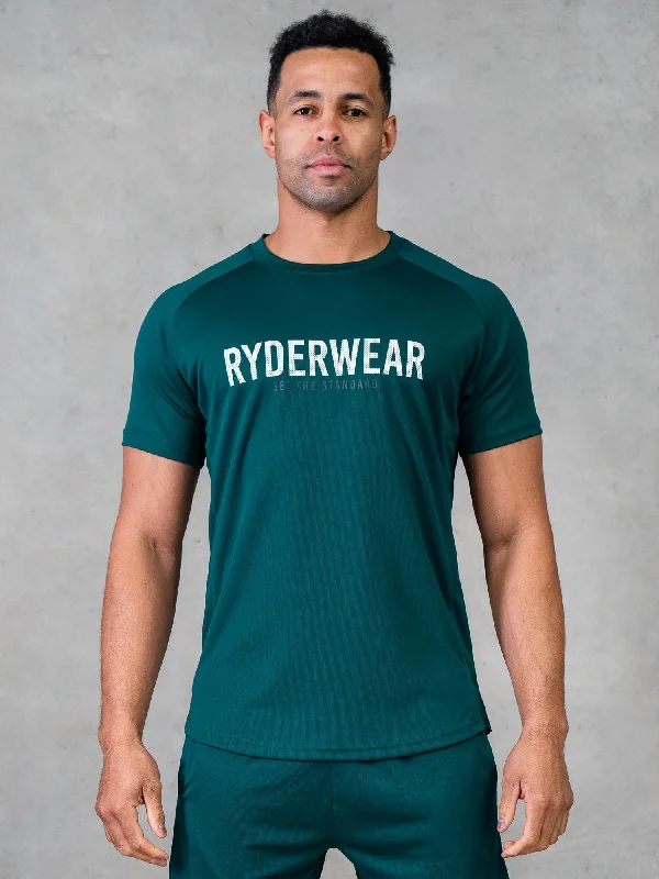 men's t-shirts for casual wear -Legacy Mesh T-Shirt - Emerald